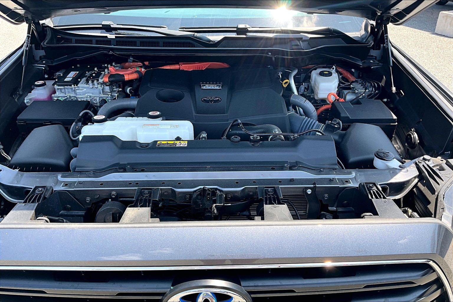 Used 2024 Toyota Sequoia SR5 w/ SR5 Premium Package AWD/4WD image 10