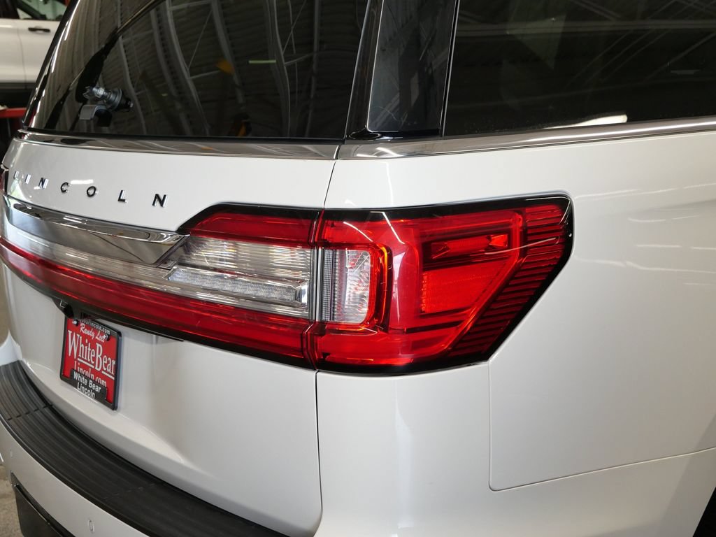 Used 2021 Lincoln Navigator Black Label AWD/4WD image 6