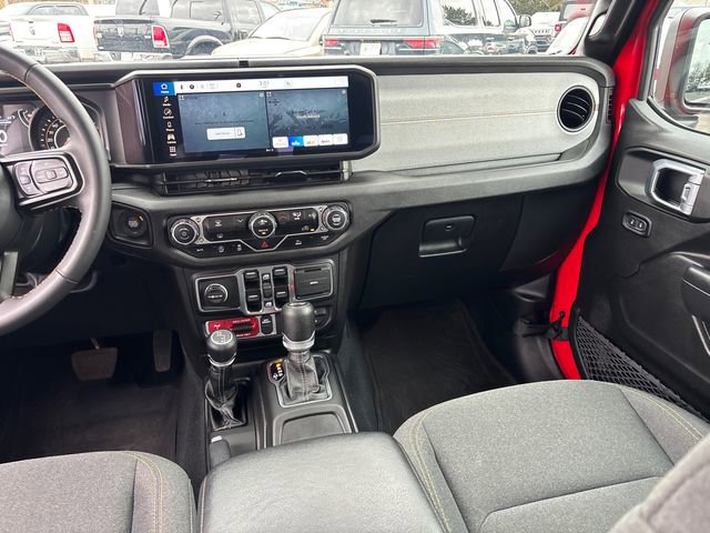 Used 2024 Jeep Wrangler Willys image 10
