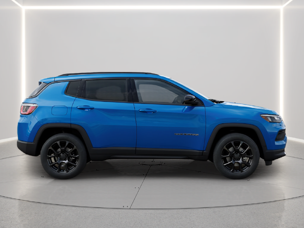 New 2026 Jeep Compass Latitude AWD/4WD image 22