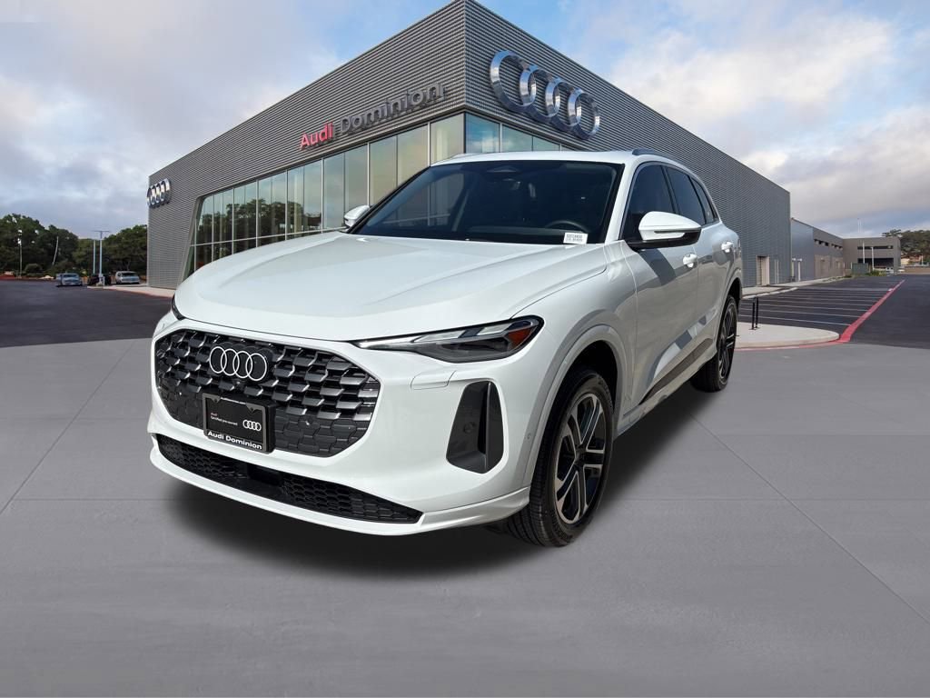 Used 2025 Audi Q5 Premium w/ Convenience Package