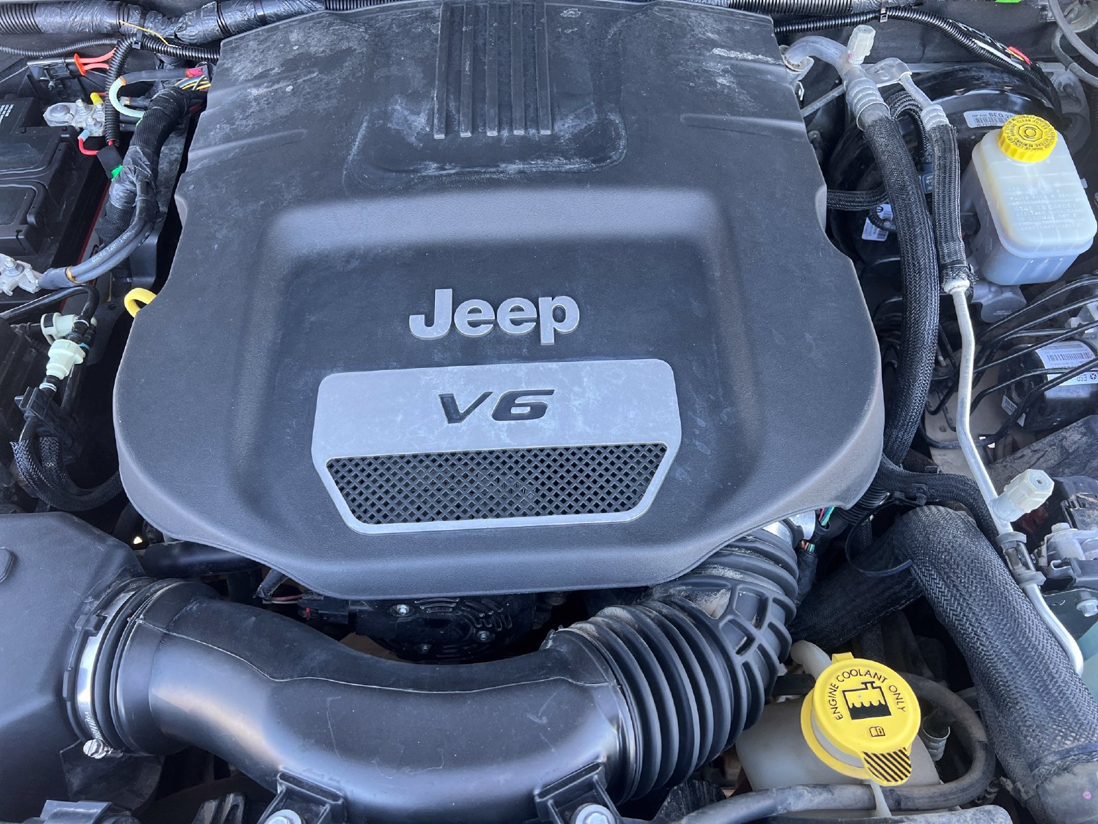 Used 2017 Jeep Wrangler Unlimited Sport w/ Quick Order Package 24S AWD/4WD image 28