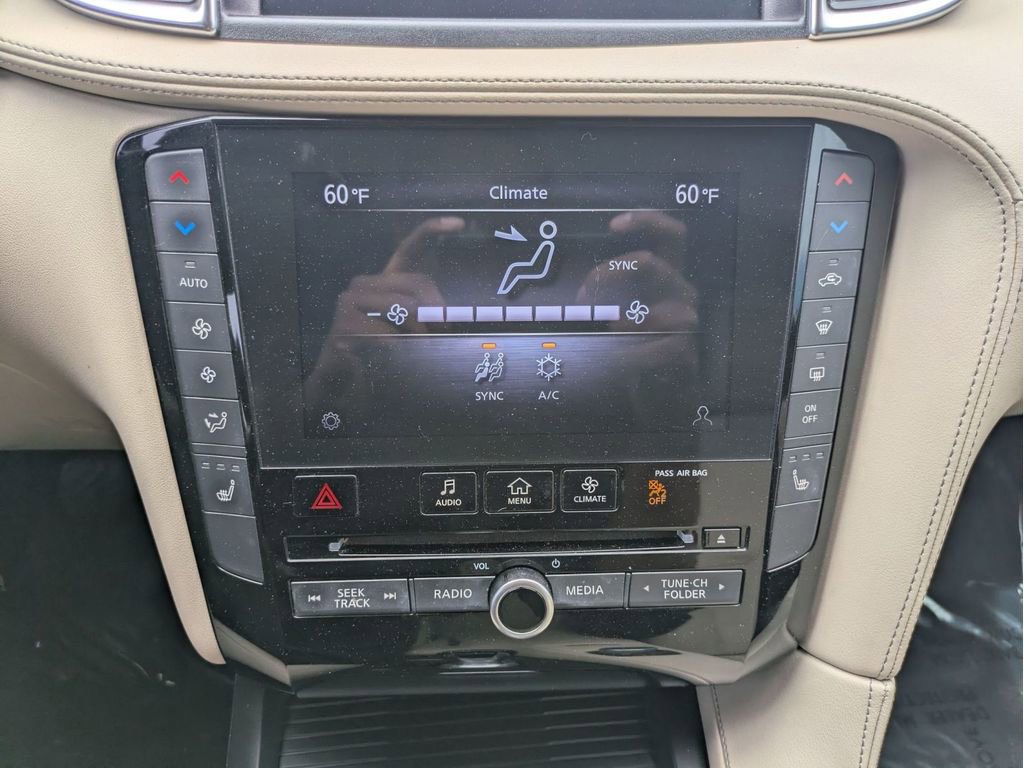 Used 2020 INFINITI QX50 Luxe AWD/4WD image 27