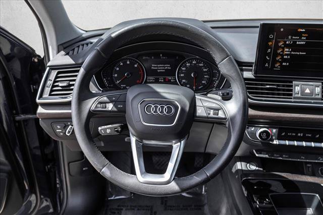 Used 2023 Audi Q5 2.0T Premium w/ Convenience Package AWD/4WD image 13