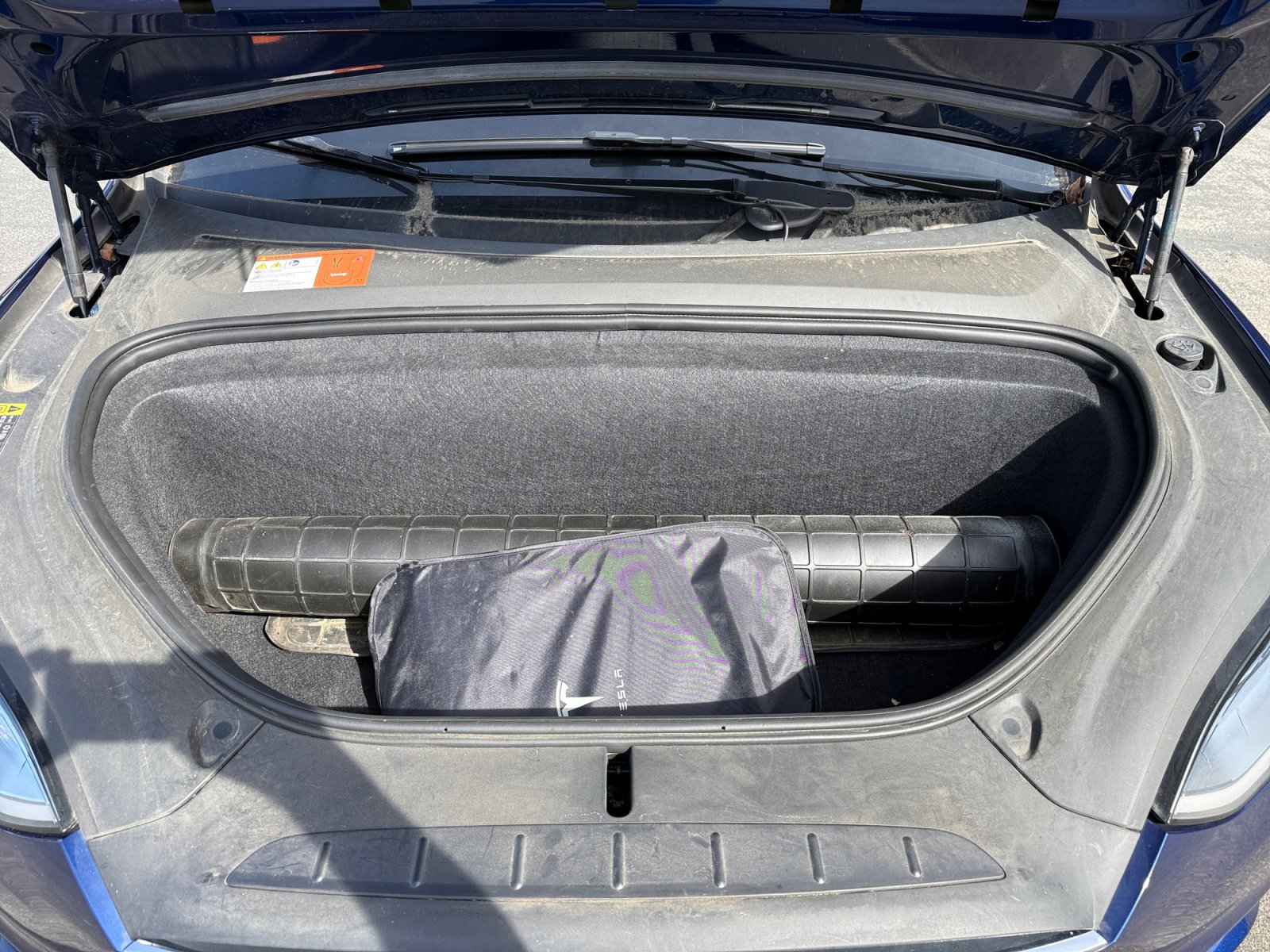 Used 2018 Tesla Model X 75D image 21