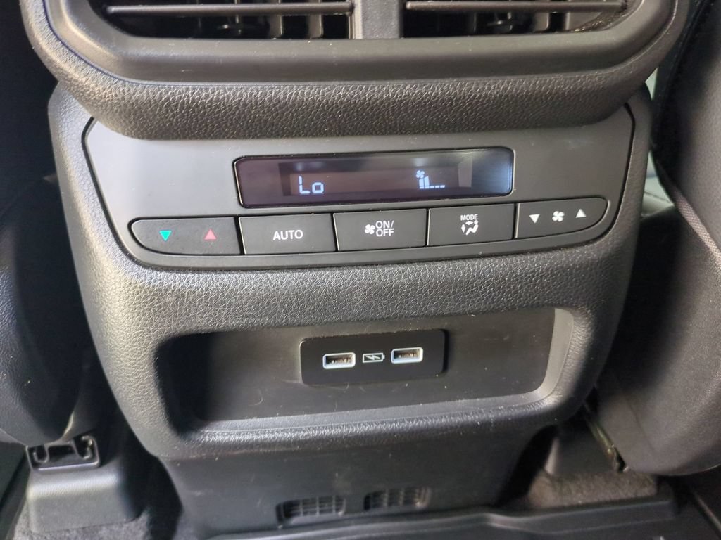 Used 2023 Honda Pilot EX-L image 18