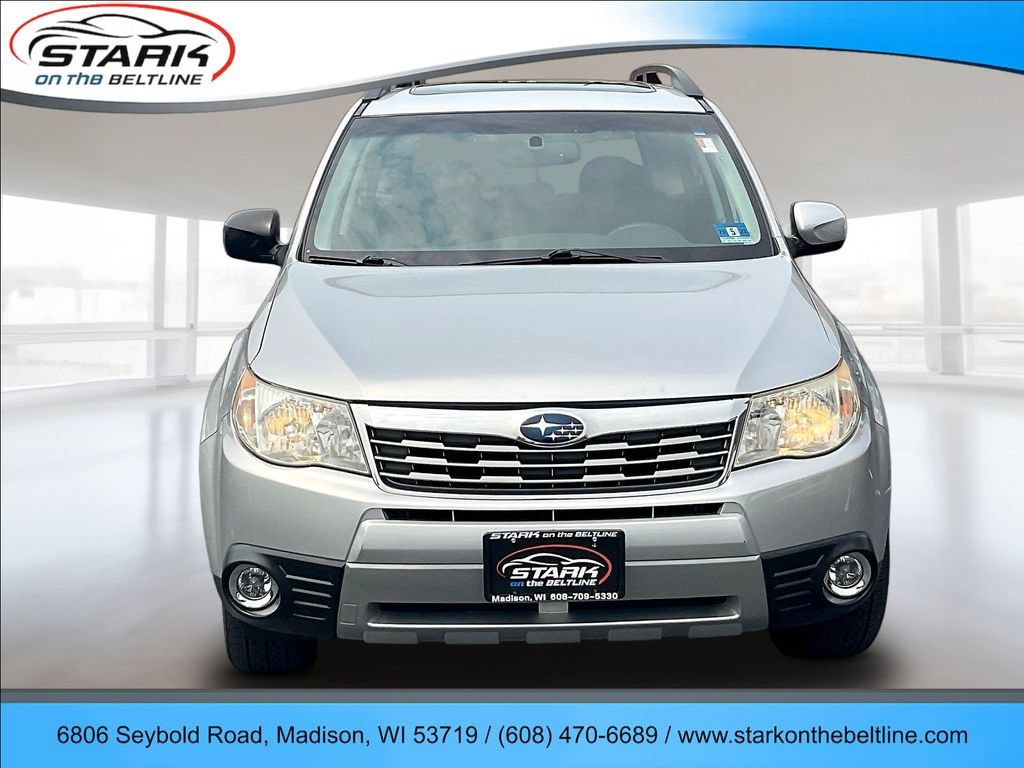 Used 2010 Subaru Forester 2.5X Limited AWD/4WD image 2