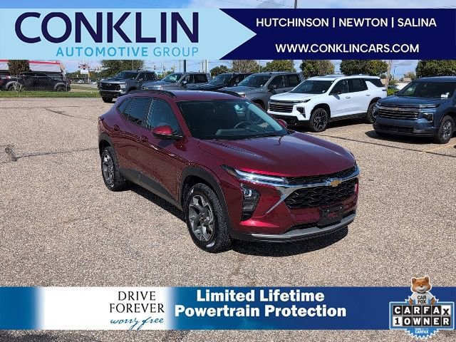 Used 2025 Chevrolet Trax LT w/ Driver Confidence Package