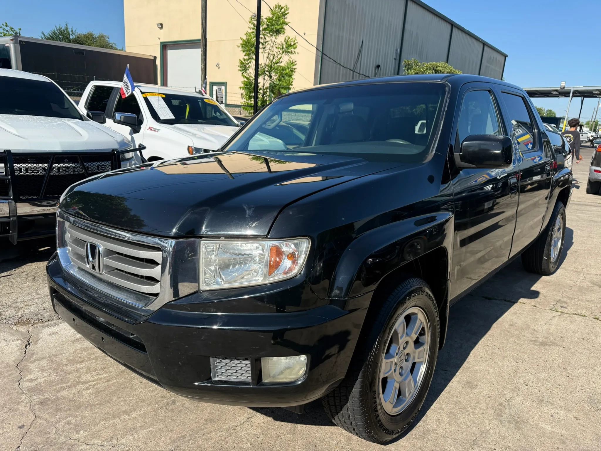 Used 2012 Honda Ridgeline RTS image 3