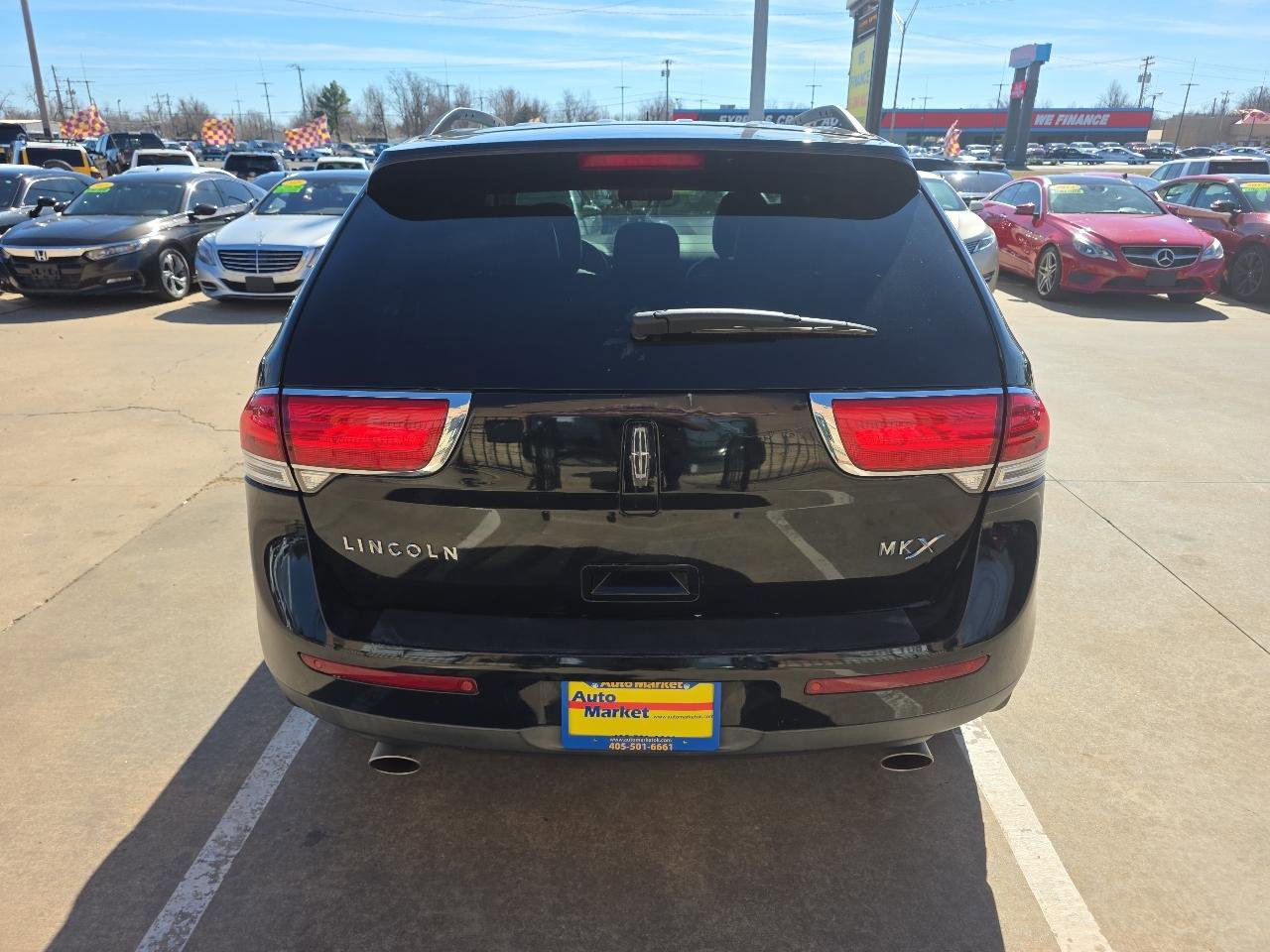 Used 2012 Lincoln MKX FWD image 6