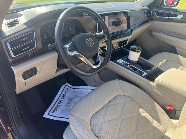 Used 2025 Volkswagen Atlas SE FWD image 15