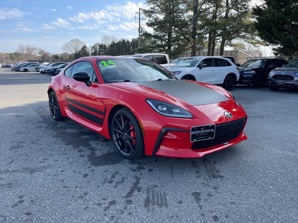 Used 2024 Toyota GR86 TRUENO Edition image 4