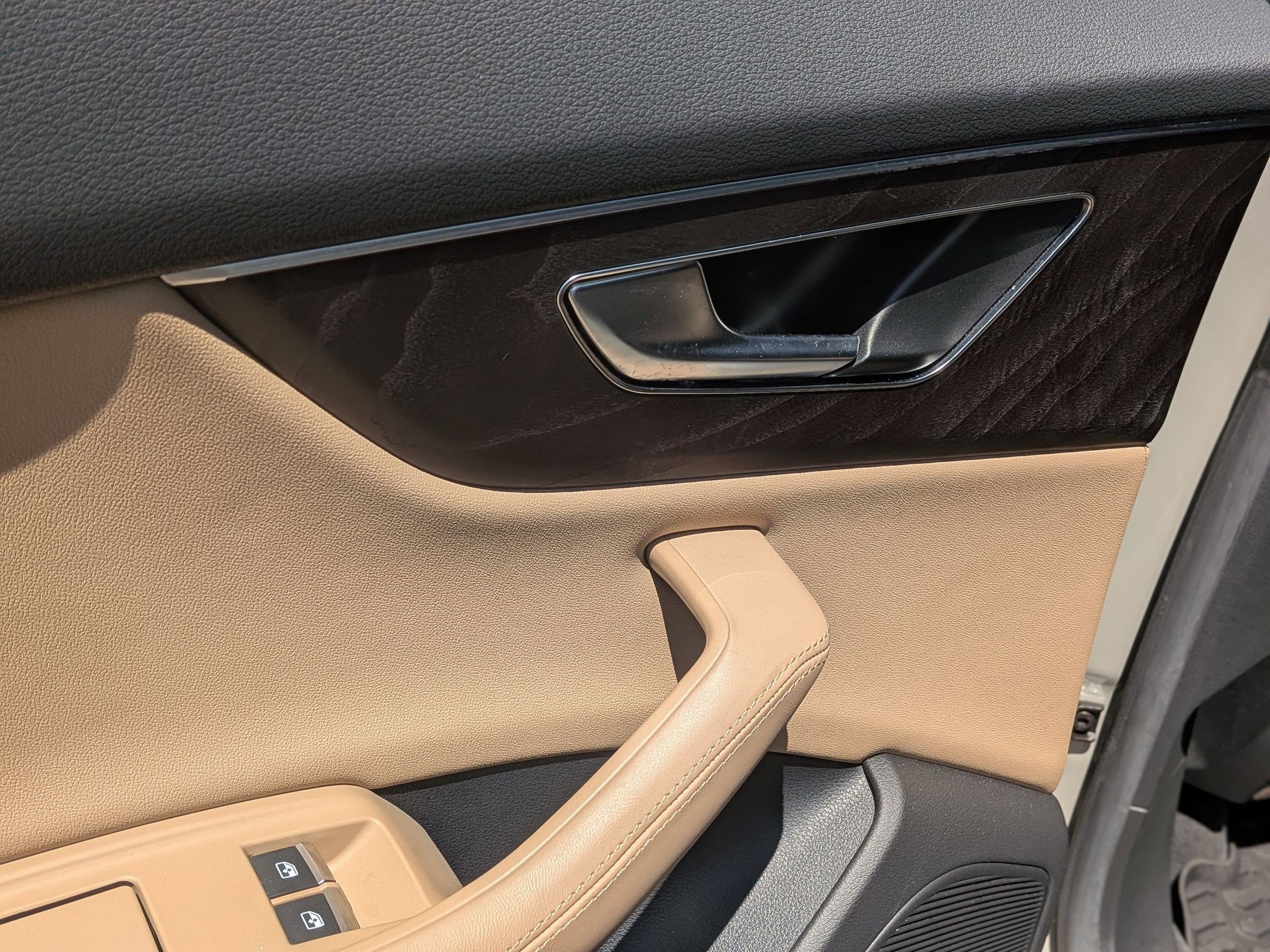 Used 2022 Audi Q8 Premium Plus w/ Premium Plus Package image 27