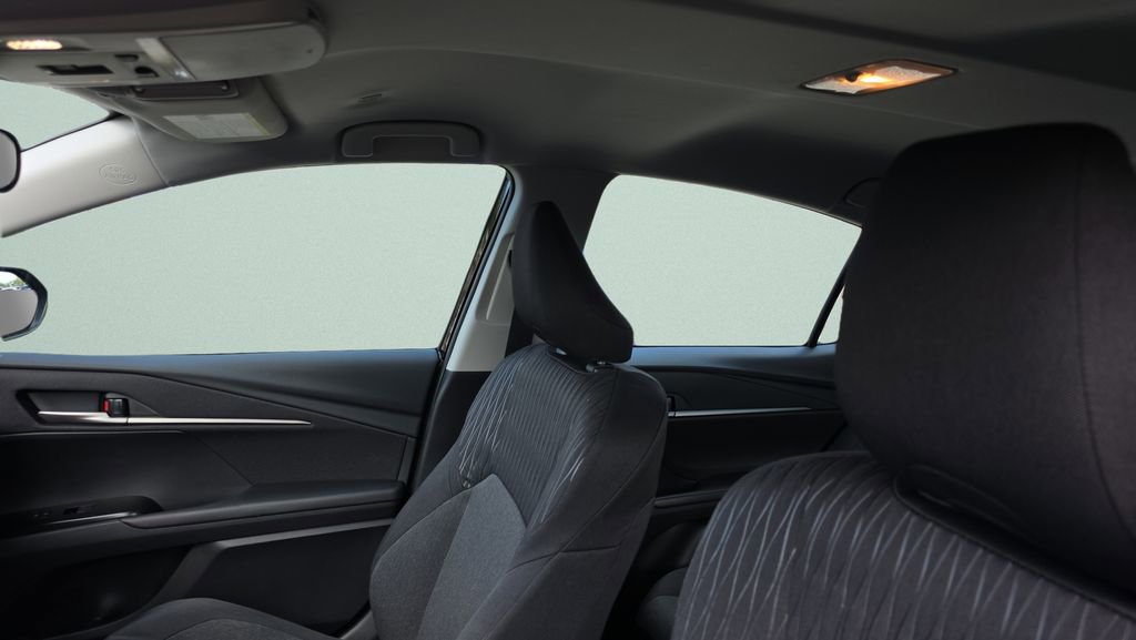 Used 2026 Toyota Camry LE image 28