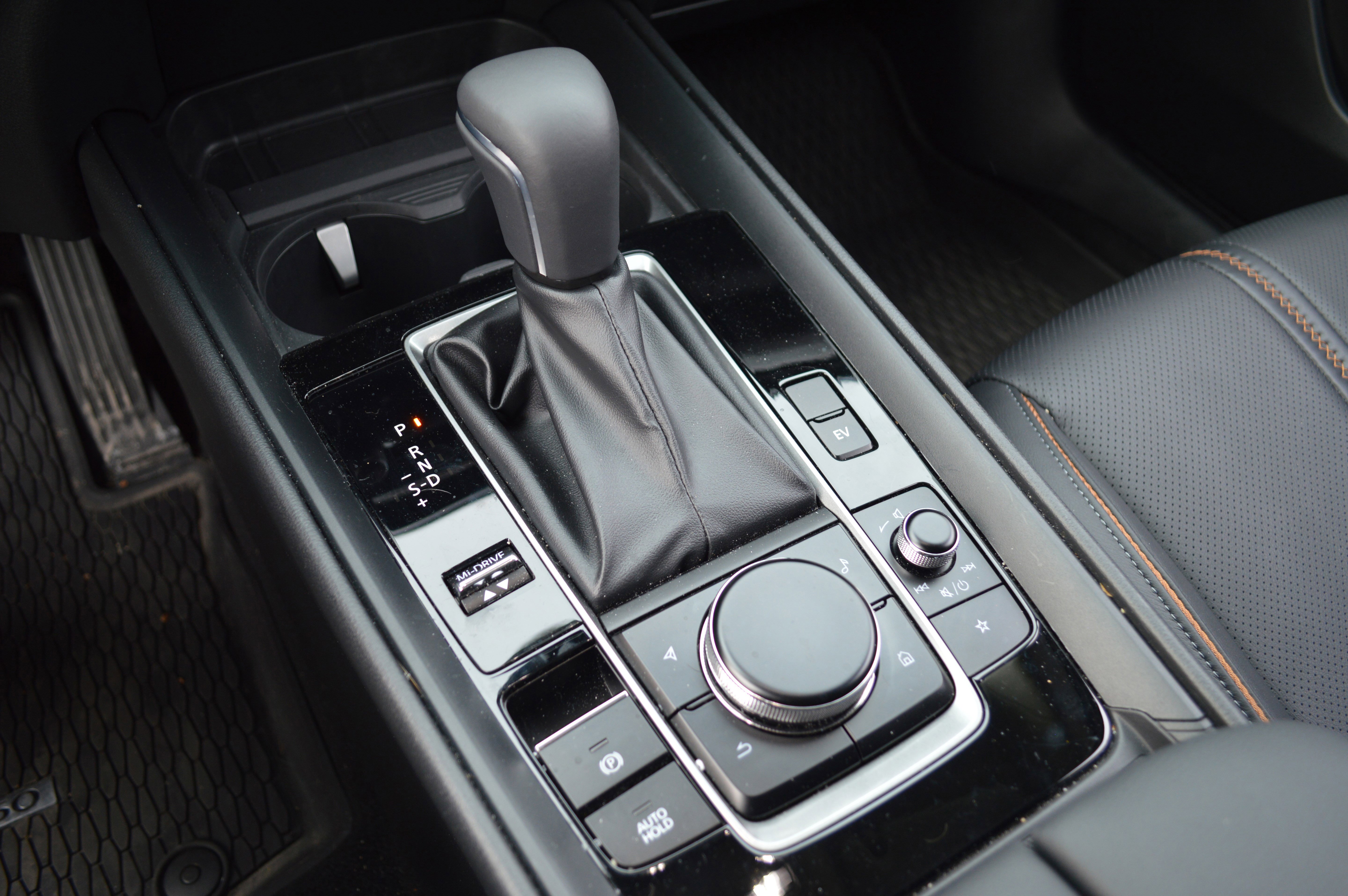 Used 2025 MAZDA CX-50 AWD 2.5 Hybrid w/ Weather Package image 24