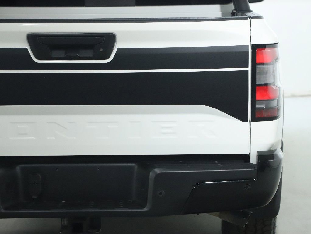 Certified 2024 Nissan Frontier SV w/ Hardbody Edition image 44