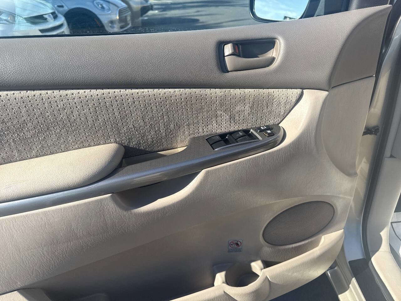 Used 2009 Toyota Sienna LE image 13