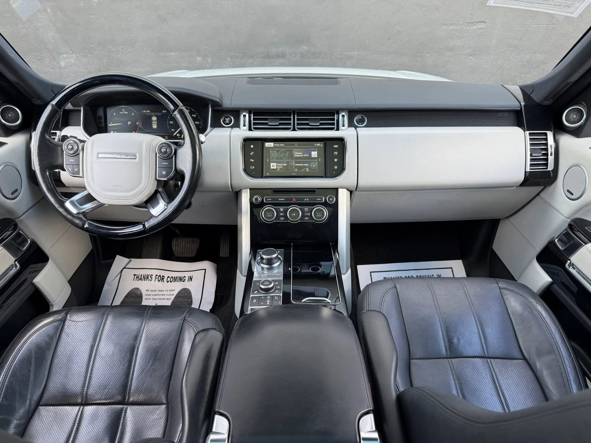 Used 2016 Land Rover Range Rover HSE image 14