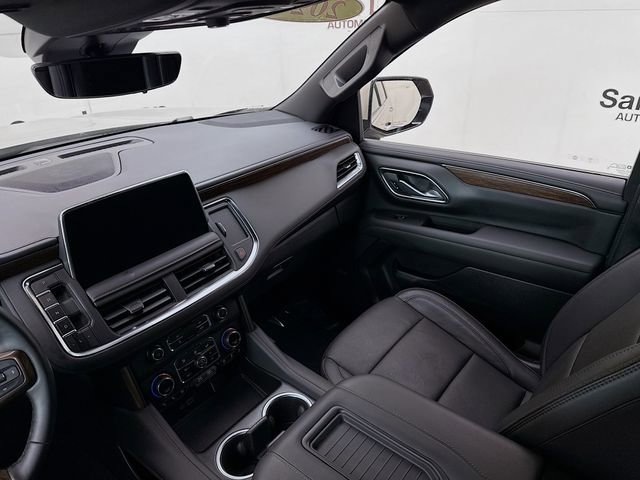Used 2024 Chevrolet Suburban High Country image 22