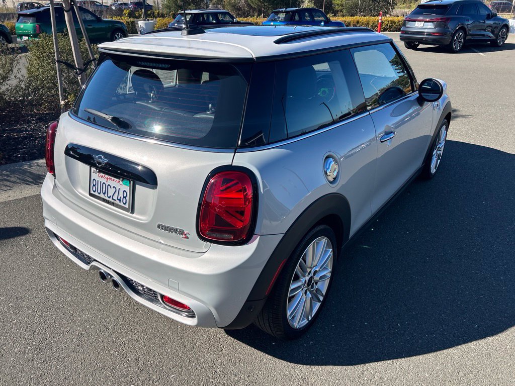 Used 2021 MINI Cooper S w/ Premium Package FWD image 4