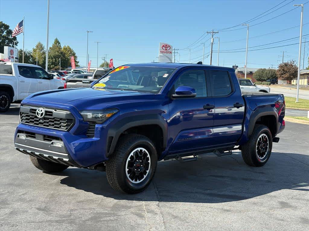Used 2024 Toyota Tacoma TRD Off-Road w/ TRD Off Road Upgrade Package AWD/4WD image 26