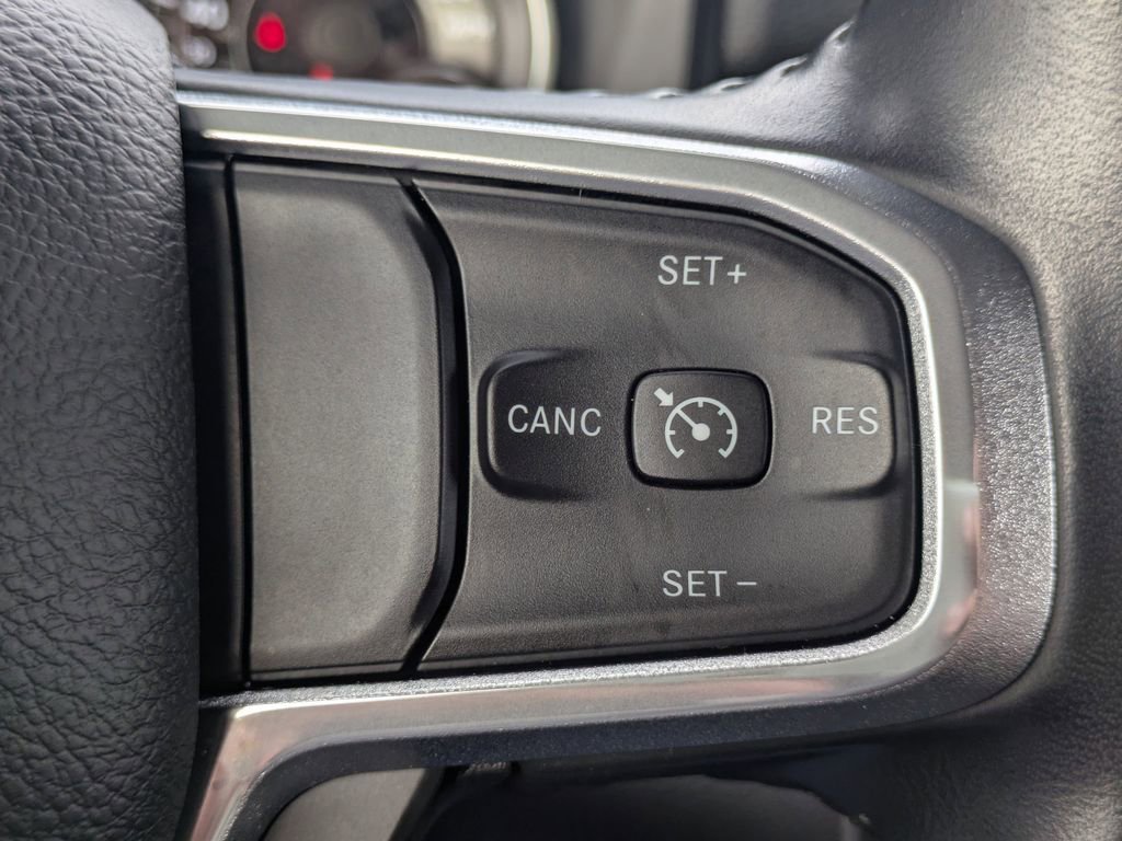 Used 2022 RAM 1500 Laramie AWD/4WD image 25