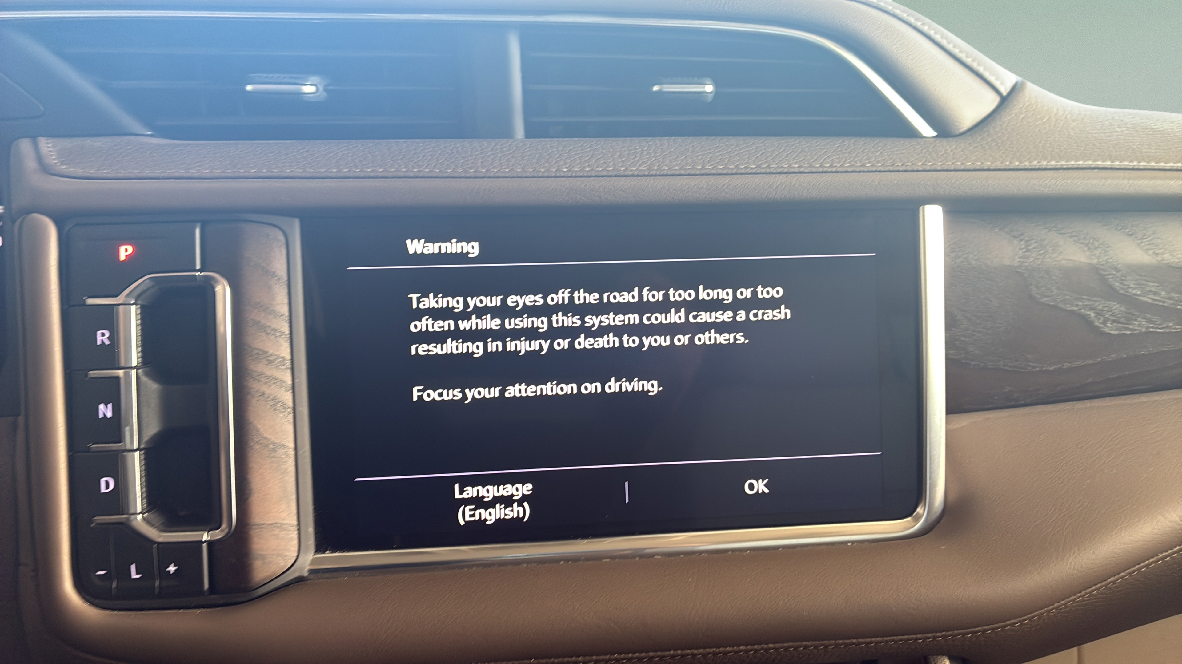 Used 2021 GMC Yukon Denali AWD/4WD image 13