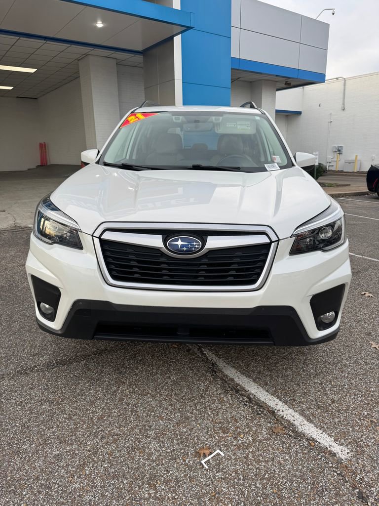 Used 2021 Subaru Forester Premium image 2