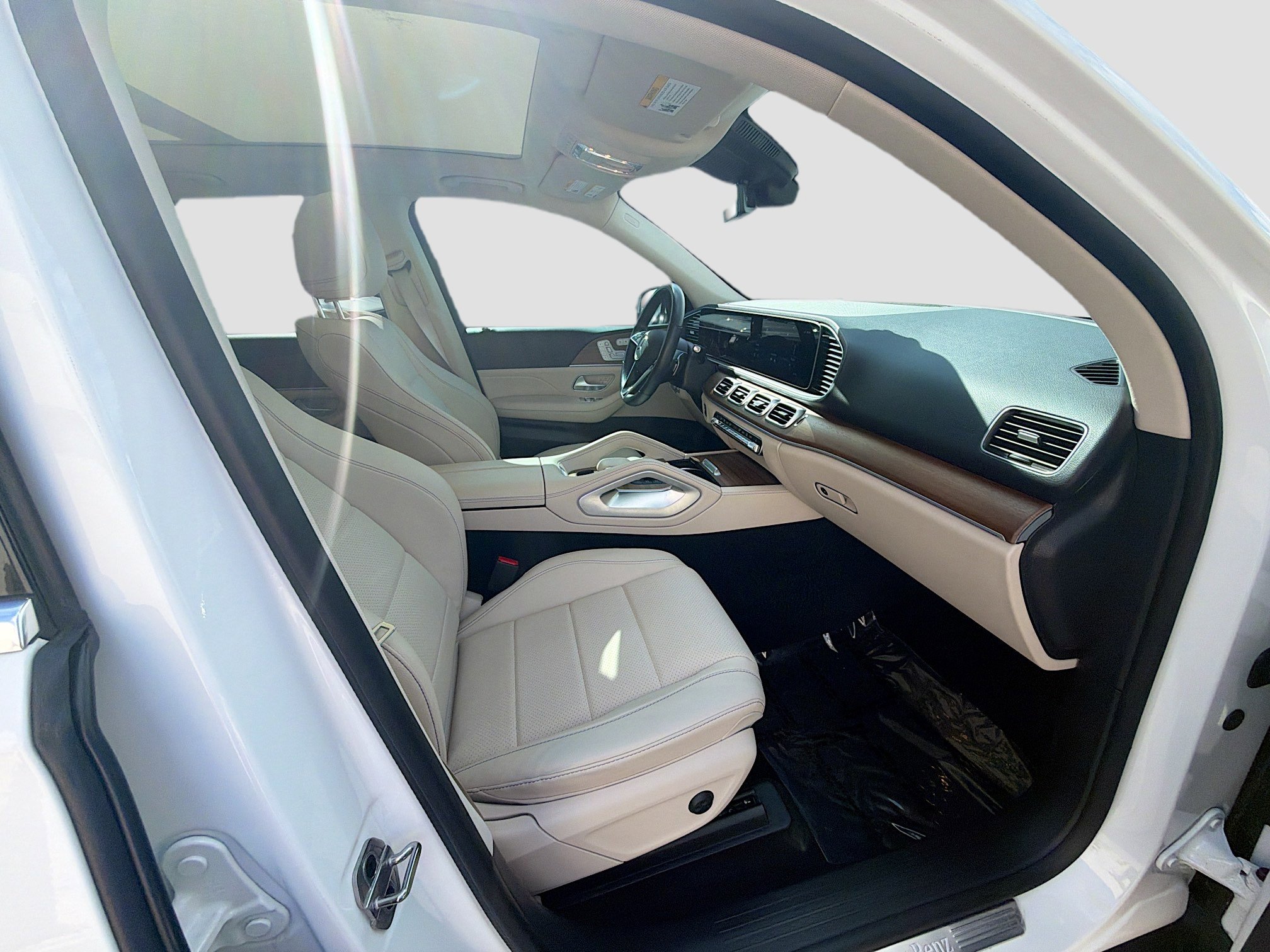 Used 2024 Mercedes-Benz GLE 450 4MATIC image 32