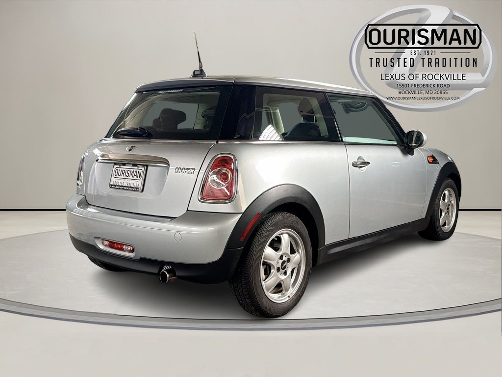 Used 2011 MINI Cooper Hardtop image 8