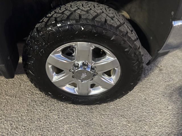 Used 2020 Chevrolet Silverado 2500 LTZ w/ LTZ Premium Package image 11