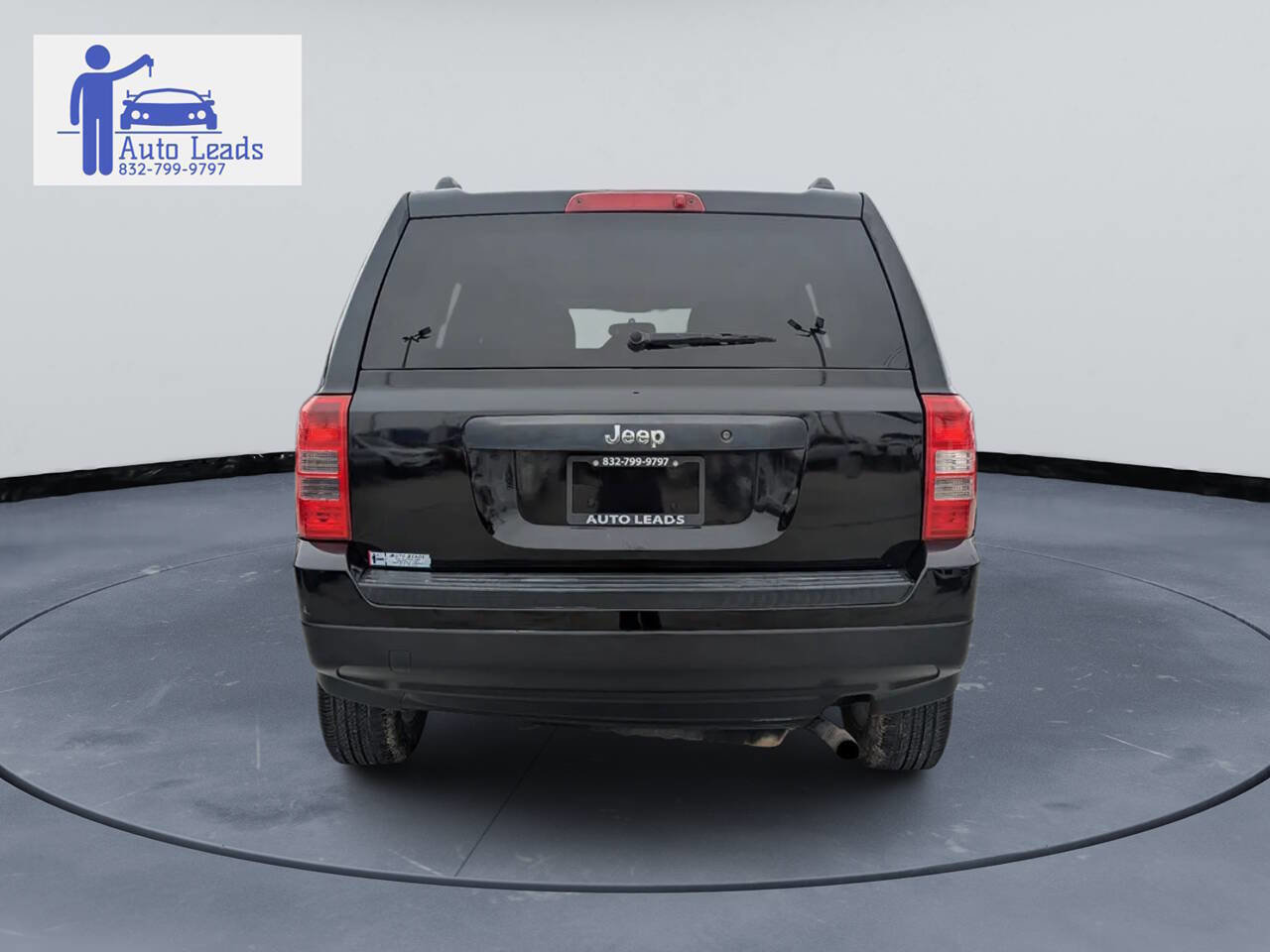 Used 2013 Jeep Patriot Sport w/ Tire & Wheel Group image 7