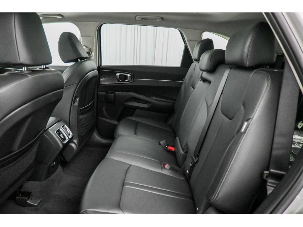 New 2026 Kia Sorento S FWD image 12