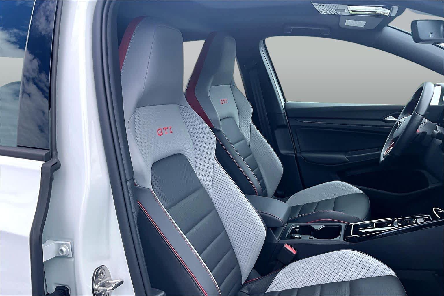 Used 2024 Volkswagen GTI Autobahn FWD image 7