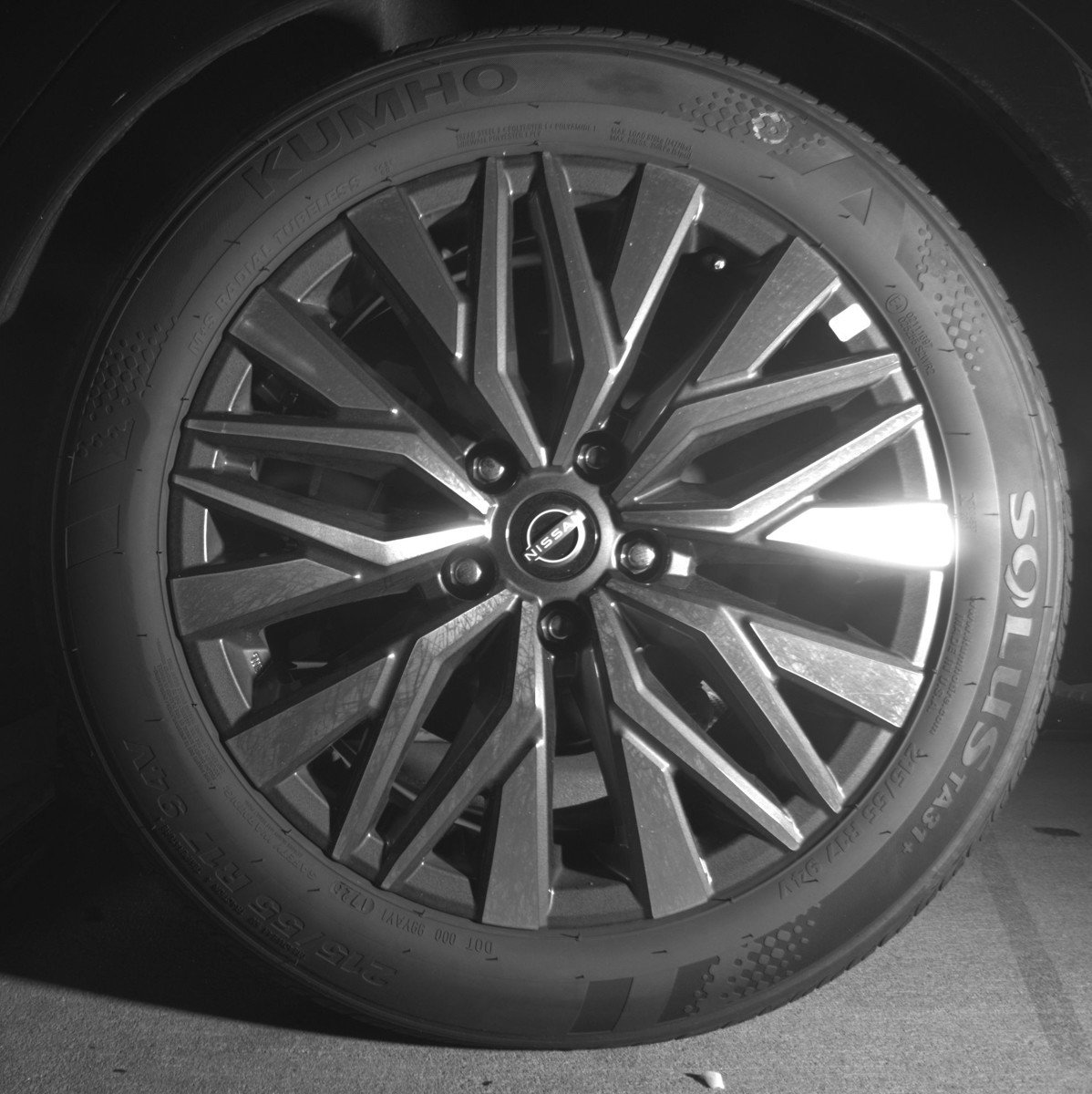 Used 2025 Nissan Altima 2.5 SV image 14