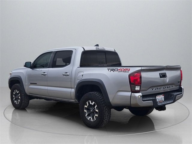 Used 2019 Toyota Tacoma TRD Off-Road image 5