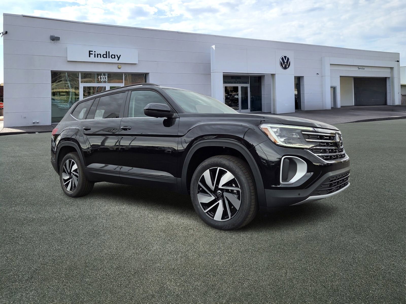 New 2026 Volkswagen Atlas SE FWD image 2