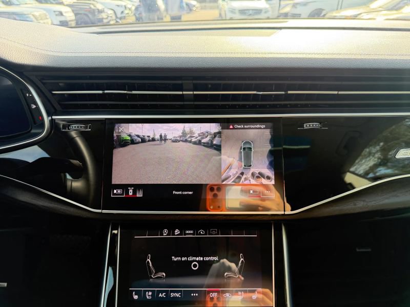 Used 2023 Audi Q8 Premium Plus AWD/4WD image 24