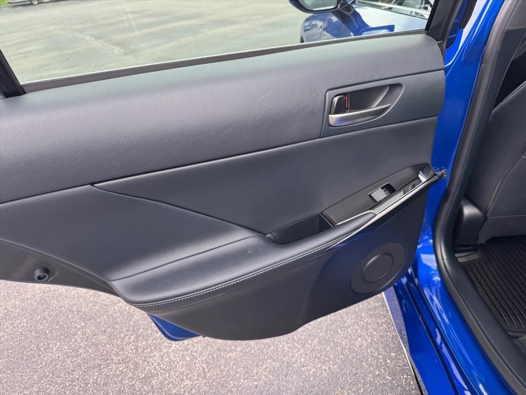 Used 2025 Lexus IS 350 F Sport RWD image 17