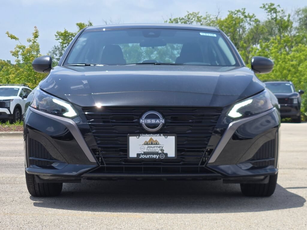 New 2026 Nissan Altima 2.5 SV FWD image 3