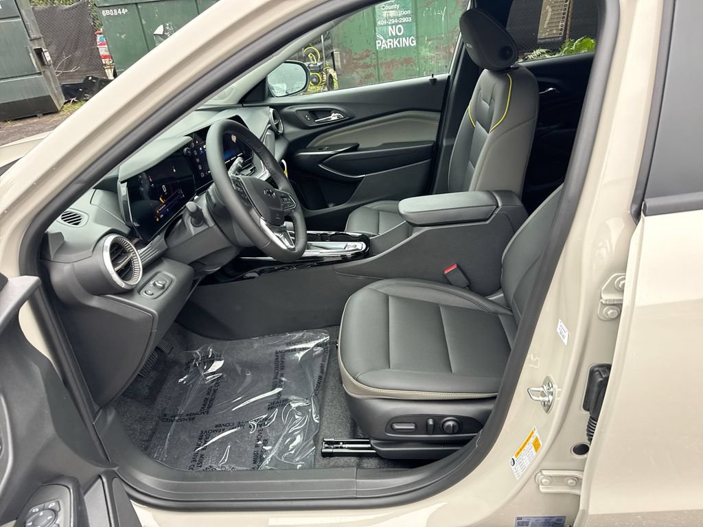 Used 2026 Chevrolet Trax ACTIV w/ Driver Confidence Package FWD image 13