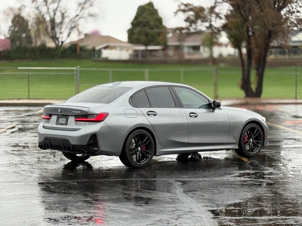 Used 2023 BMW M340i xDrive image 5