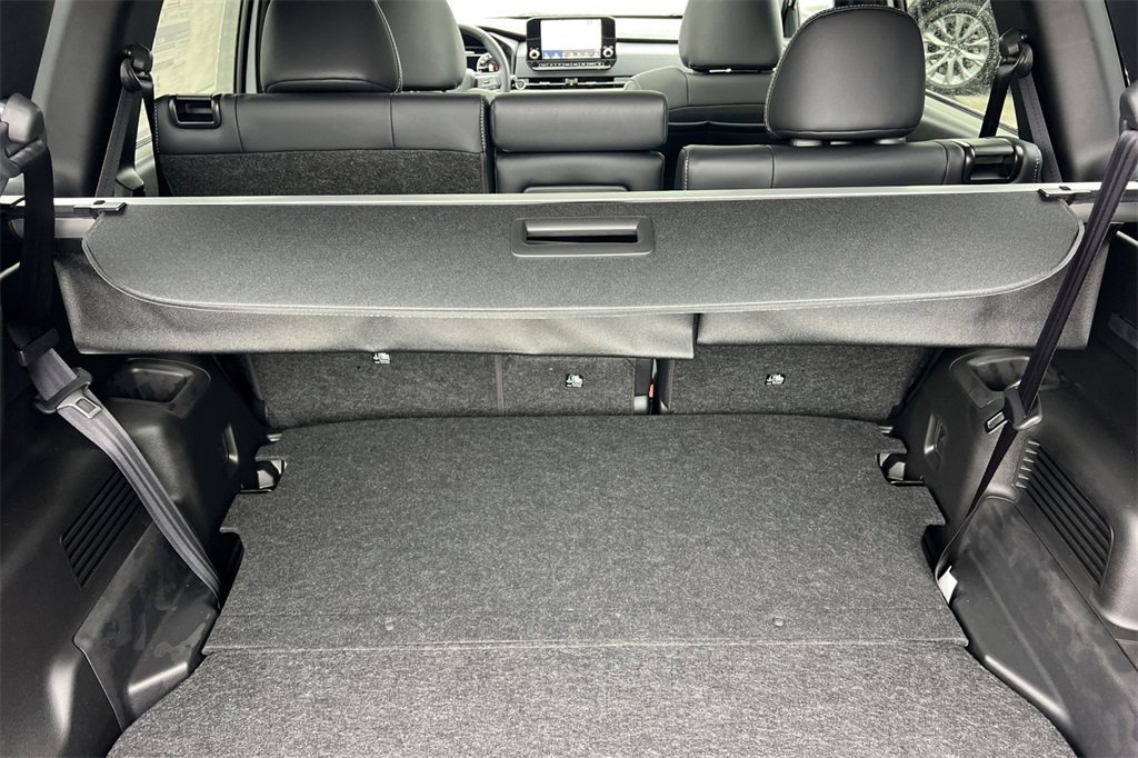 New 2025 Mitsubishi Outlander SE image 16