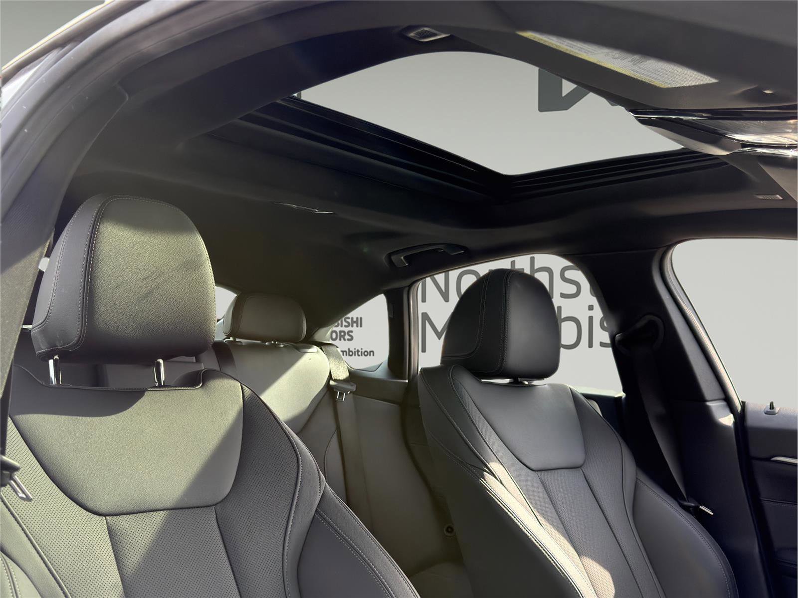 Used 2025 BMW 430i xDrive w/ Premium Package image 22