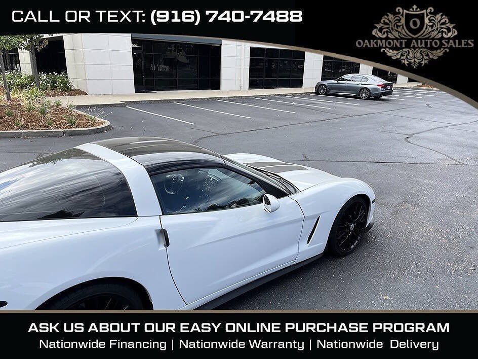 Used 2011 Chevrolet Corvette Coupe w/ 1LT RWD image 13