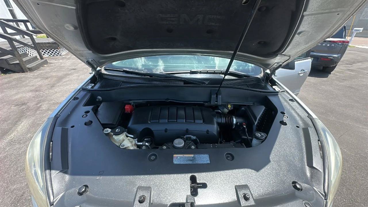 Used 2014 GMC Acadia SLE FWD image 33