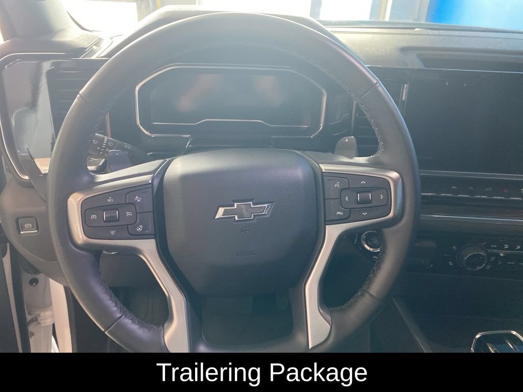 Used 2024 Chevrolet Silverado 1500 RST w/ Redline Edition AWD/4WD image 6