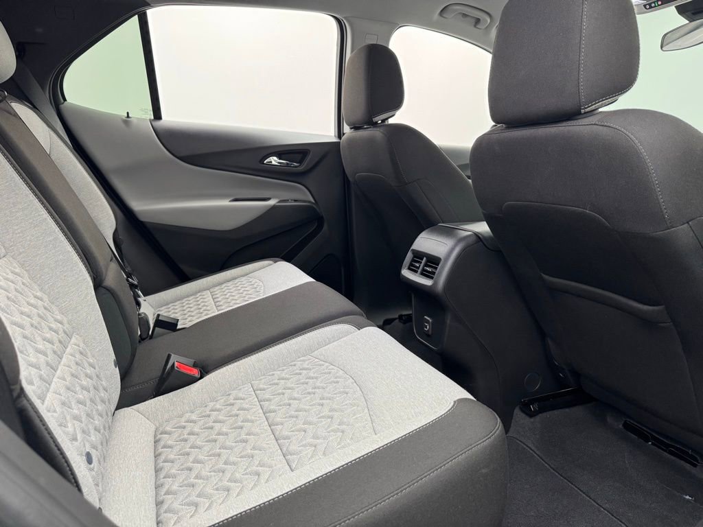 Used 2023 Chevrolet Equinox LS w/ LS Convenience Package image 32