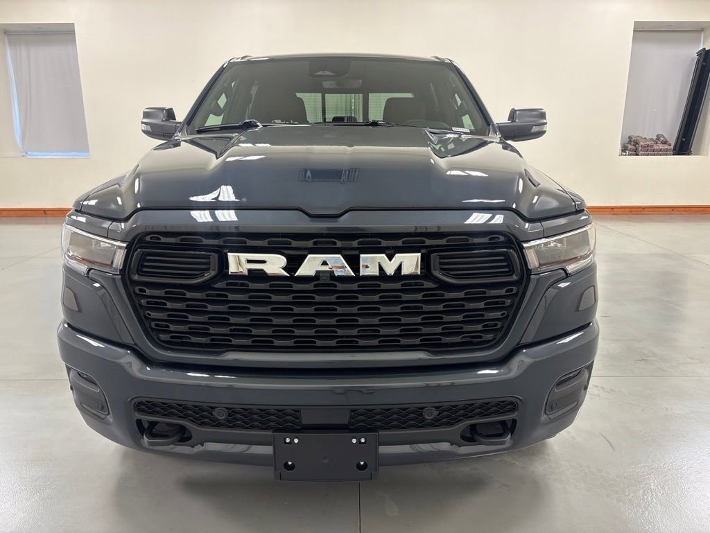 New 2026 RAM 1500 4x4 Crew Cab image 3