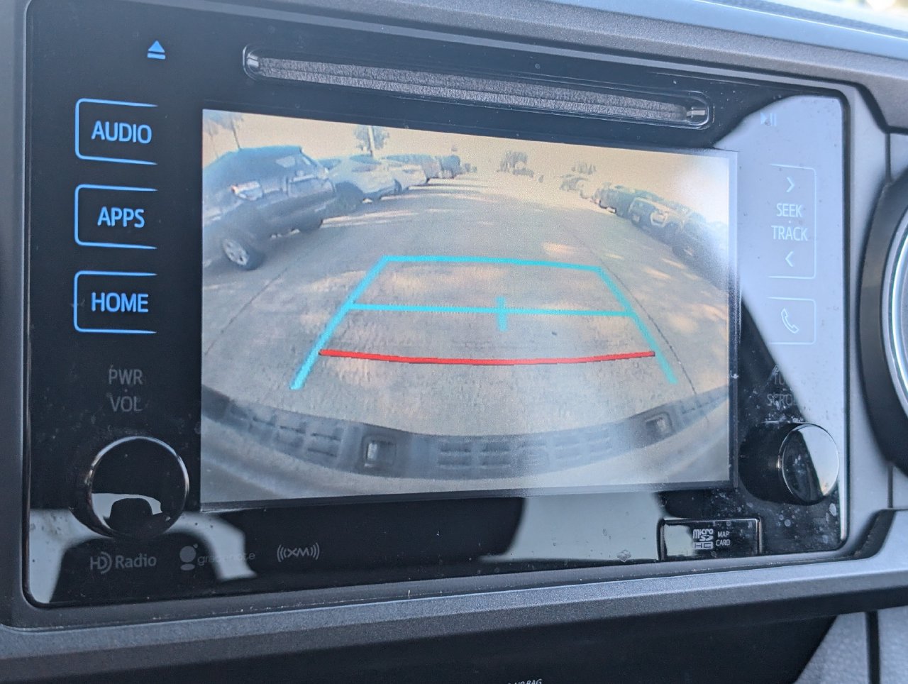 Used 2018 Toyota Tacoma TRD Sport w/ Technology Package RWD image 14